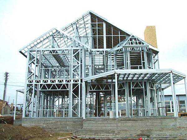 大冶钢结构建筑的腐蚀问题应该如何预防